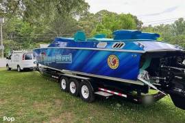 Beautiful and fast boat that turns heads! Engines , $ 177,000