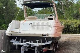Classic Doral with twin diesels that get great fue, $ 32,250