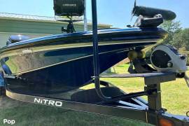 Well maintained 2014 Nitro Z9 with a Mercury 250! , $ 38,000