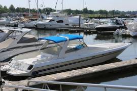 Big, Italian-Built, Fast Express Cruiser and Luxur, $ 79,900