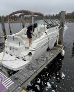 Exceptional low-hour 2003 Regal 2765 Express Cruis, $ 28,000