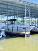 320 Express powered by dual Volvos! Swim platform!, $ 66,700