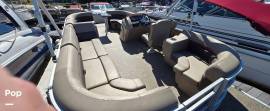 Beautiful Pontoon with Yamaha 115 HP VMax SHO powe, $ 24,450