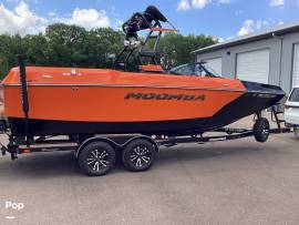 2022 MOOMBA MAX SKI WAKEBOARD BOAT DEEP V HULL WIT, $ 85,995