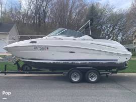 2008 Sea Ray Sundancer 240 powered by Mercruiser w, $ 32,000