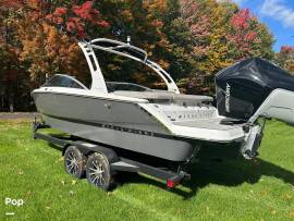 Brand-new 2026 Four Winns H4 Horizon OB. Make your, $ 110,045