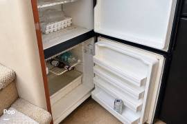 Super clean 460 Sundancer with hardtop!! Only 600 , $ 234,000