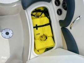 Stunning Sport Deck Boat with Yamaha 250 outboard,, $ 39,900