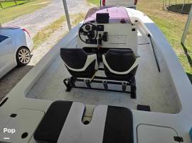 Well maintained 2014 Majek Xtreme 22 powered by a , $ 37,900