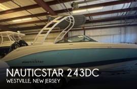 READY TO GO! FUN! GREAT LOOKING BOAT READY FOR THE, $ 77,800
