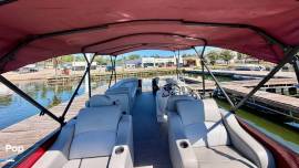 2022 Crest Classic 240 DLX - Luxury, Comfort, and , $ 25,000