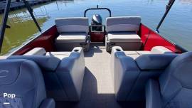 2022 Crest Classic 240 DLX - Luxury, Comfort, and , $ 25,000