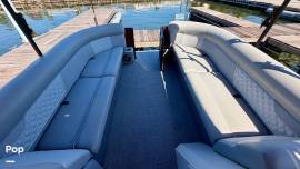 2022 Crest Classic 240 DLX - Luxury, Comfort, and , $ 25,000