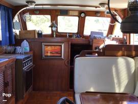 1979 ALBIN 36! BUILT FOR COMFORTABLE CRUISING AND , $ 50,000