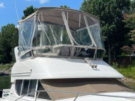 SPECTACULAR Silverton Sedan Bridge Motoryacht for , $ 34,000