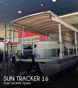 2025 Sun Tracker Party Barge 16 DLX with custom el, $ 32,000