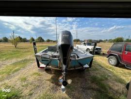 H20B powered by 150 HP Yamaha with low hours! Minn, $ 50,000
