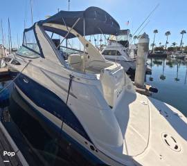 Your next escape: Sleek 2011 Bayliner 315 Express , $ 57,800