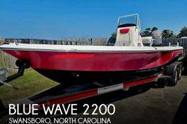 Very Nice 2016 Blue Wave 2200 Pure Bay with Suzuki, $ 46,700